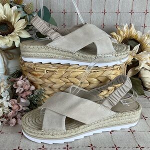 Marc Fisher LTD “Pella” Beige Suede Espadrille Platform Sandals Sz 10 Soft Comfy